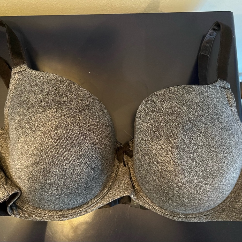 Torrid Grey T Shirt Bra 42DD